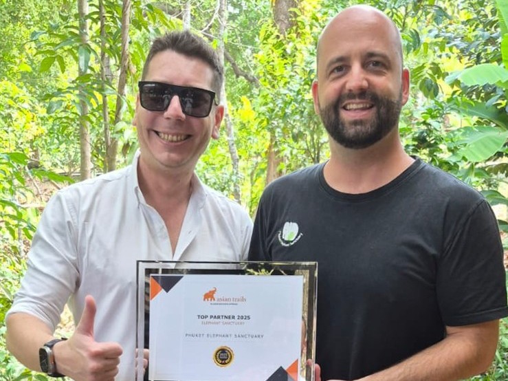 phuket-elephant-sanctuary-gee323